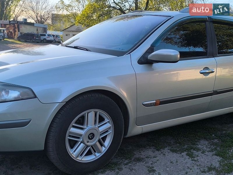 Универсал Renault Laguna 2002 в Харькове