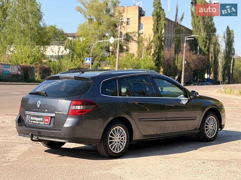 Универсал Renault Laguna 2011 в Киеве