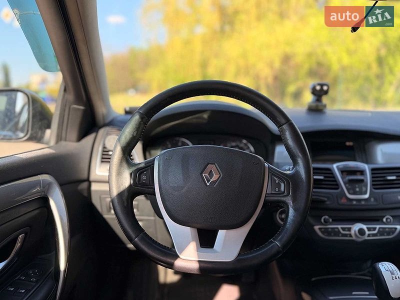 Универсал Renault Laguna 2011 в Киеве
