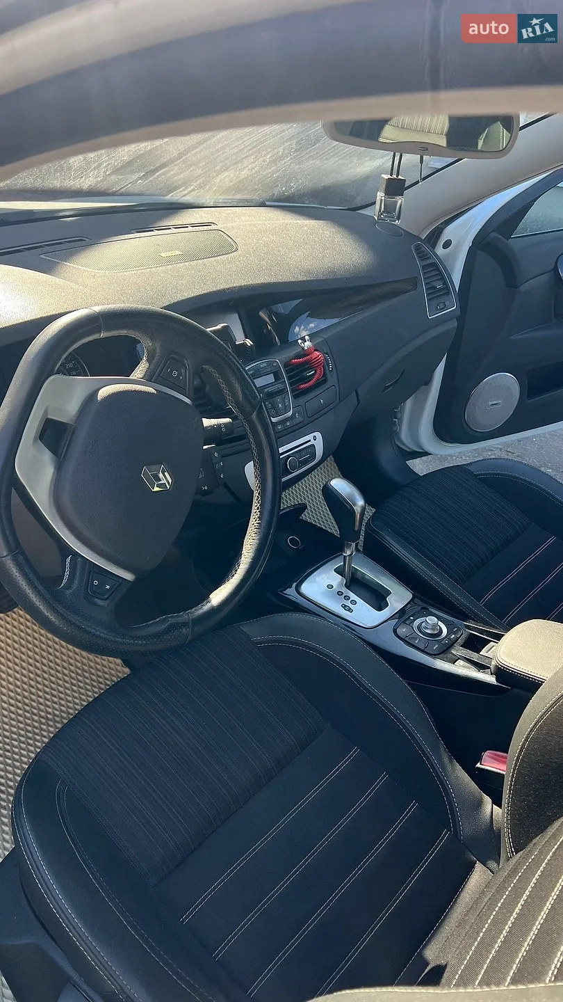 2013 Renault Laguna - мініатюра 29