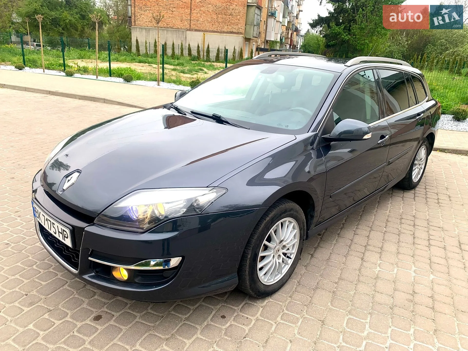 2010 Renault Laguna - мініатюра 24
