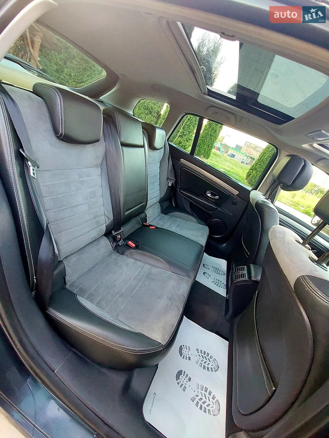 2012 Renault Laguna - мініатюра 41