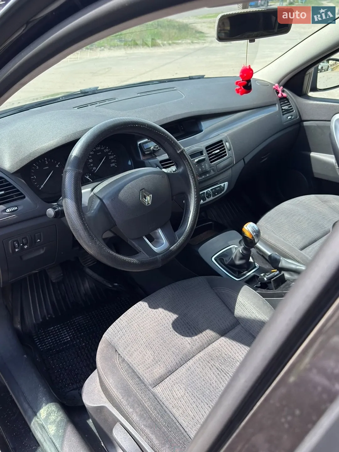 2010 Renault Laguna - мініатюра 8