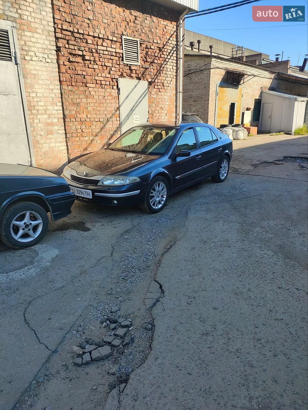 Renault Laguna 2002 VIN VF1BG0D0B23730682 фото оголошення 2 з 10