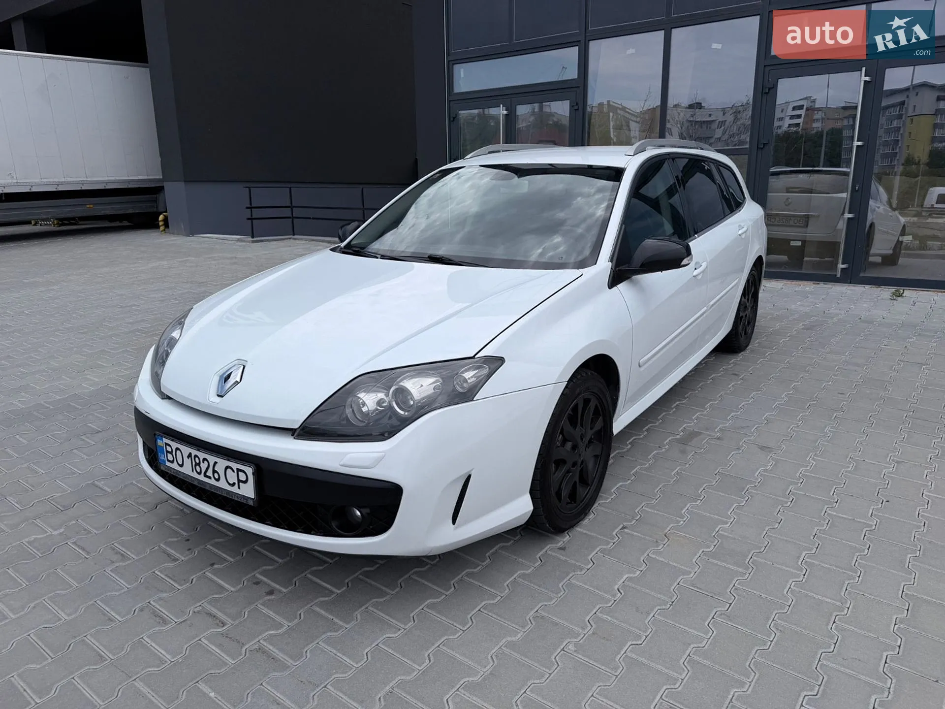 2010 Renault Laguna - мініатюра 2