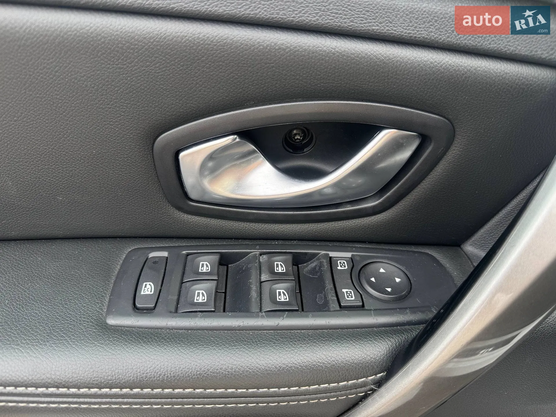 2013 Renault Laguna - мініатюра 16