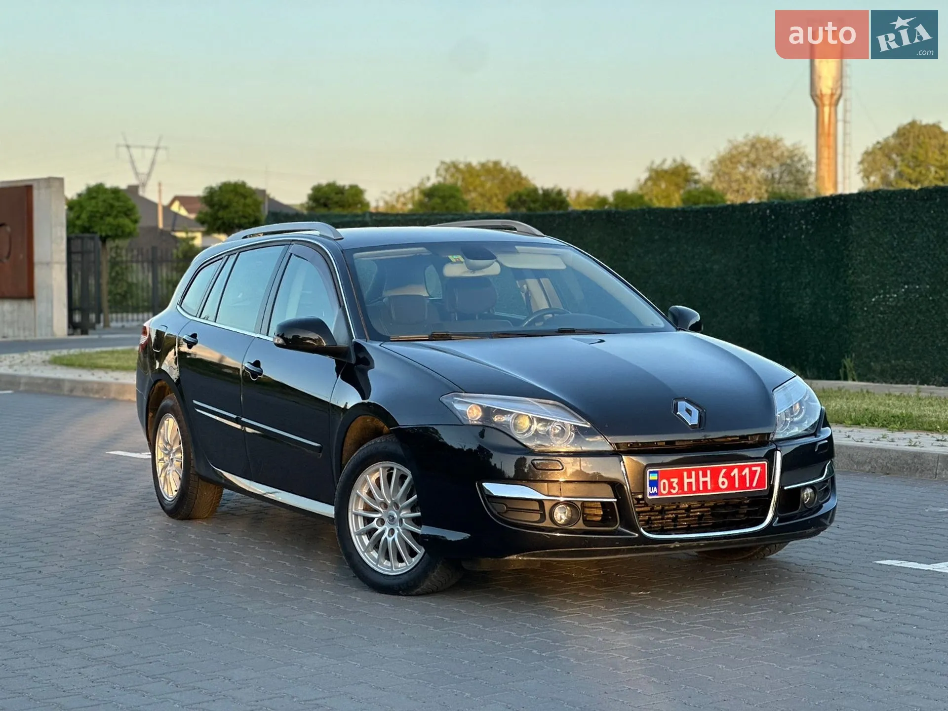 2011 Renault Laguna - фото 1