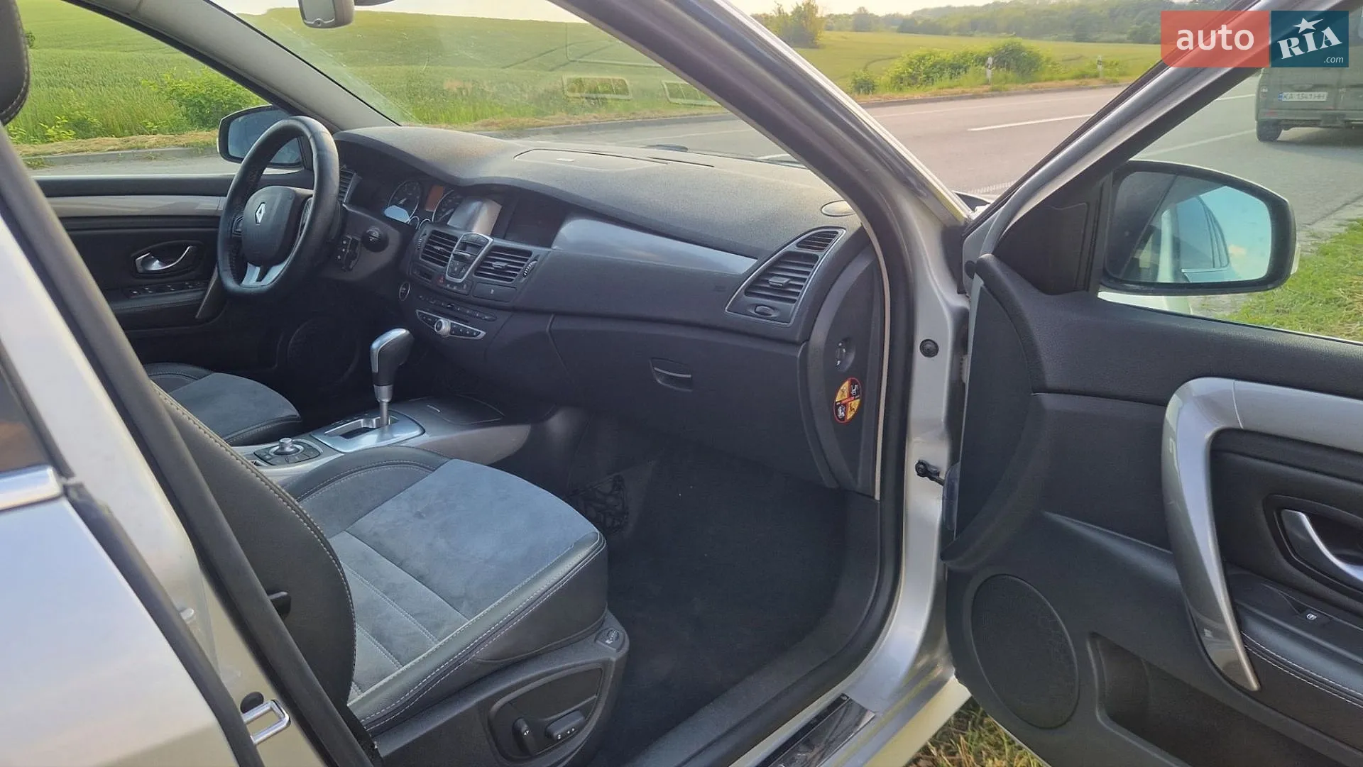2011 Renault Laguna - мініатюра 33