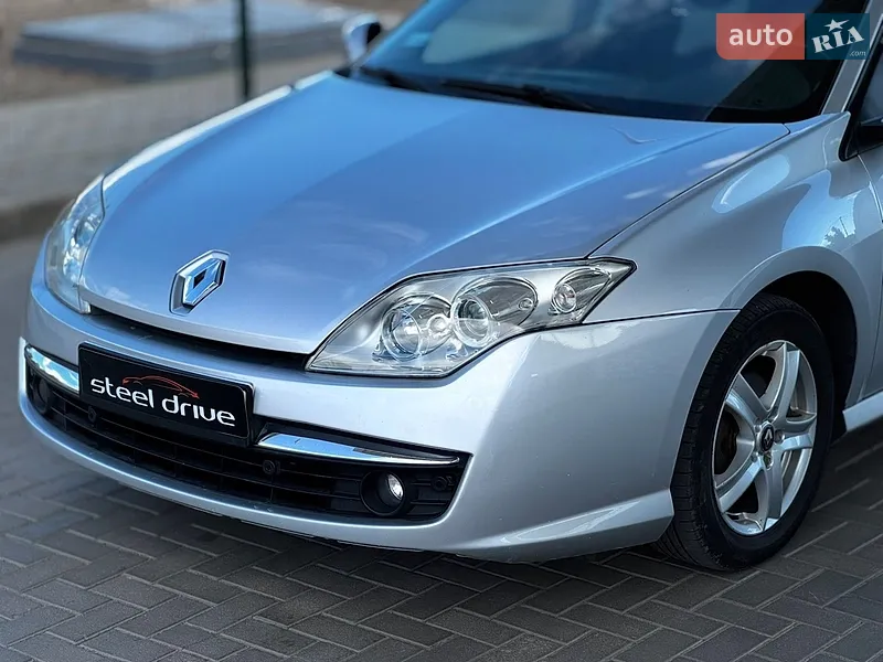 Renault Laguna