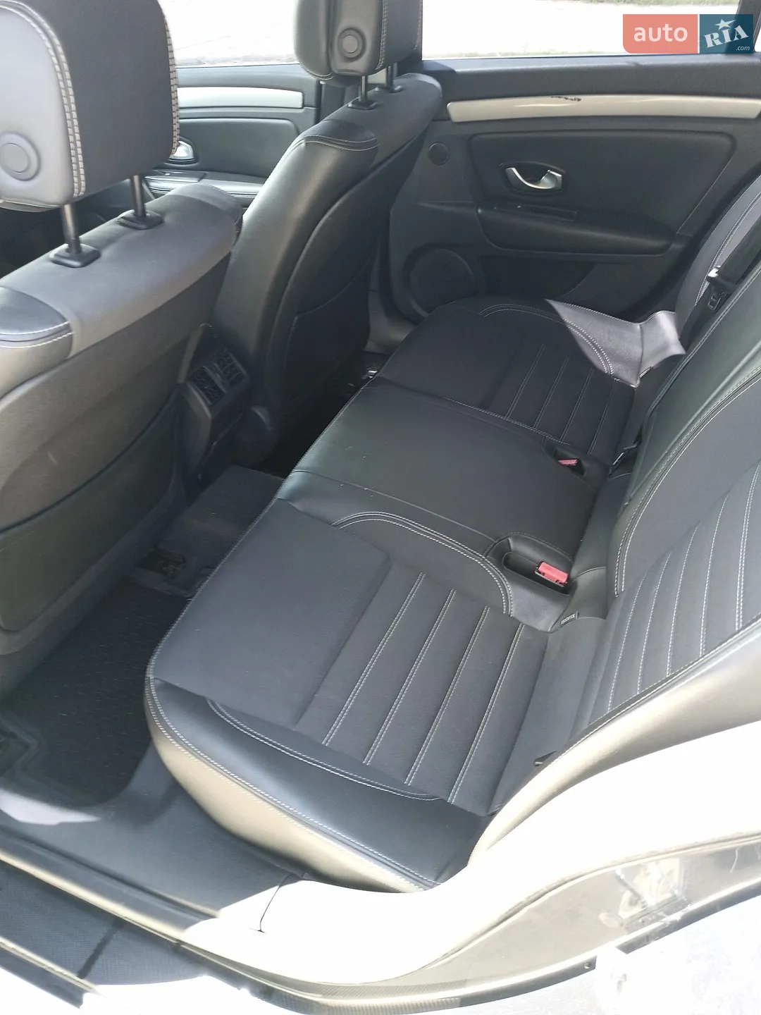 2011 Renault Laguna - мініатюра 14