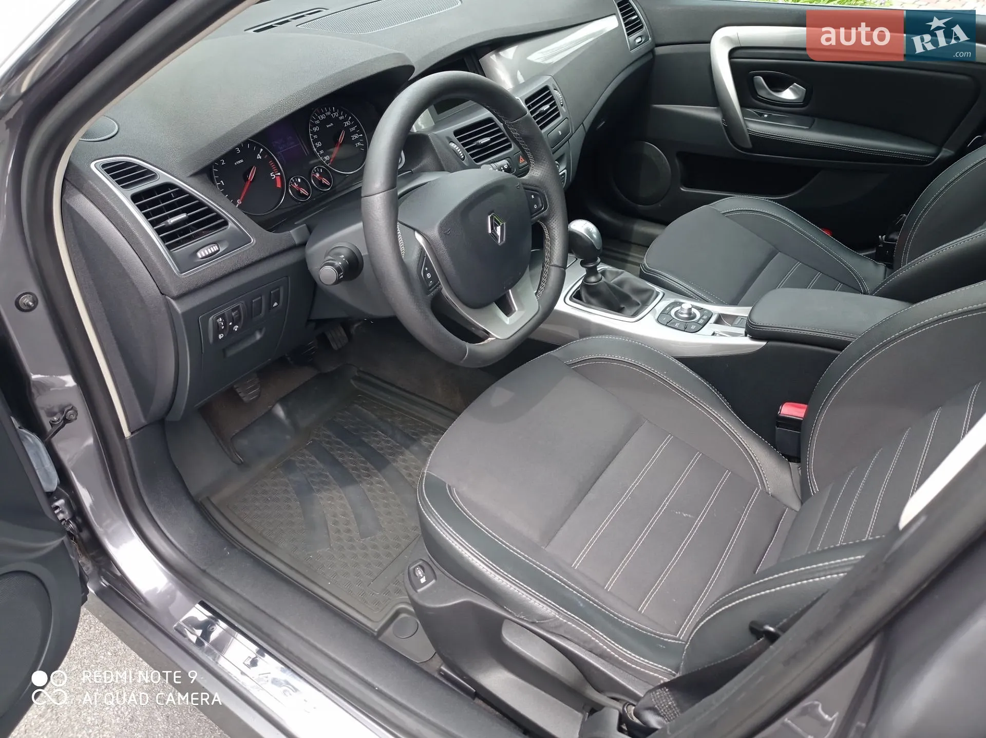 2011 Renault Laguna - мініатюра 14