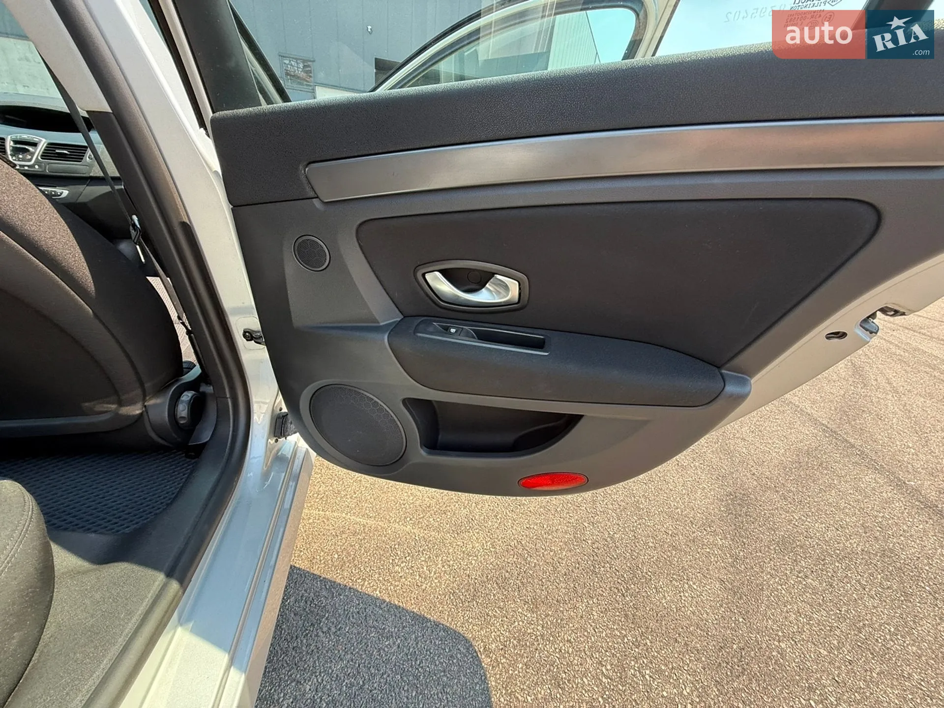 Renault Laguna 2007 VIN VF1BT0K0638395402 фото оголошення 18 з 29