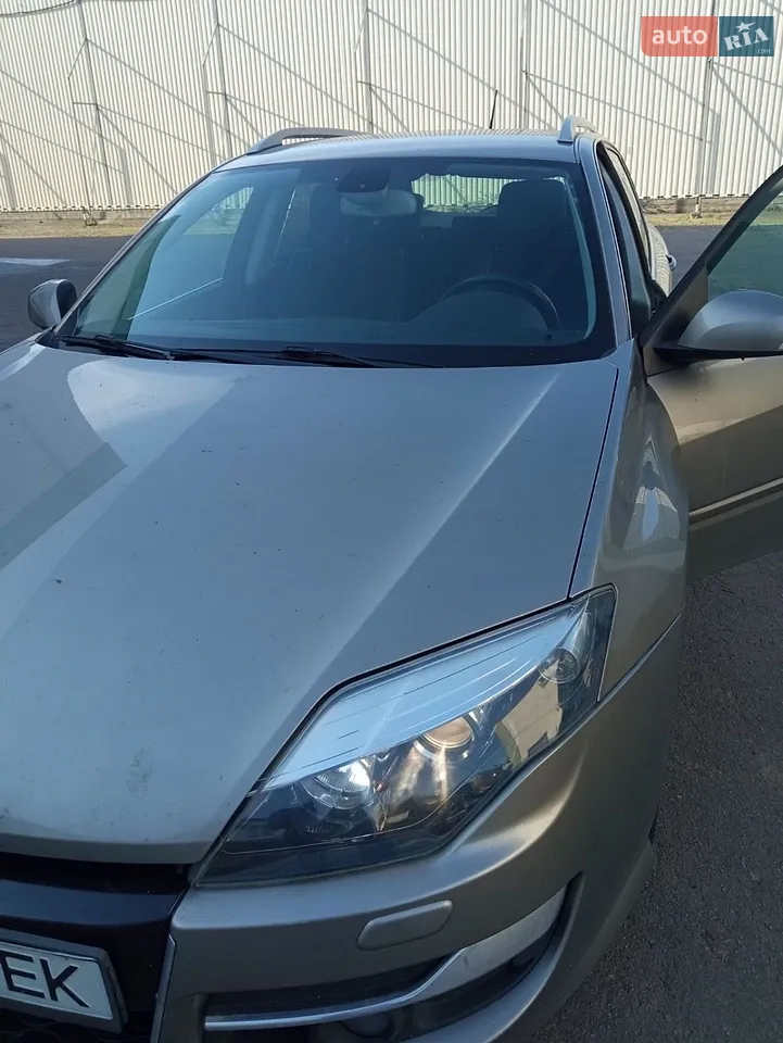 2011 Renault Laguna - мініатюра 40