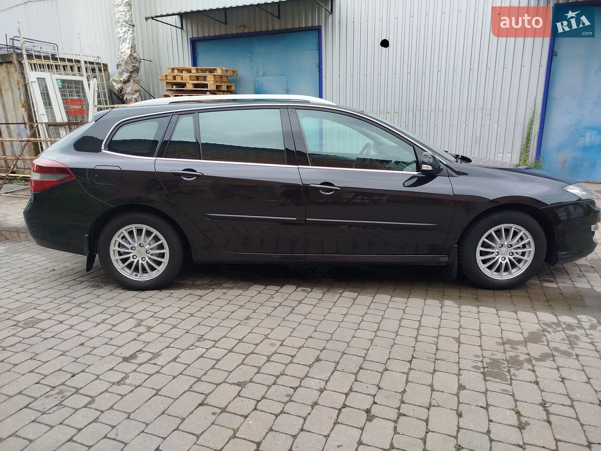 2012 Renault Laguna - мініатюра 39