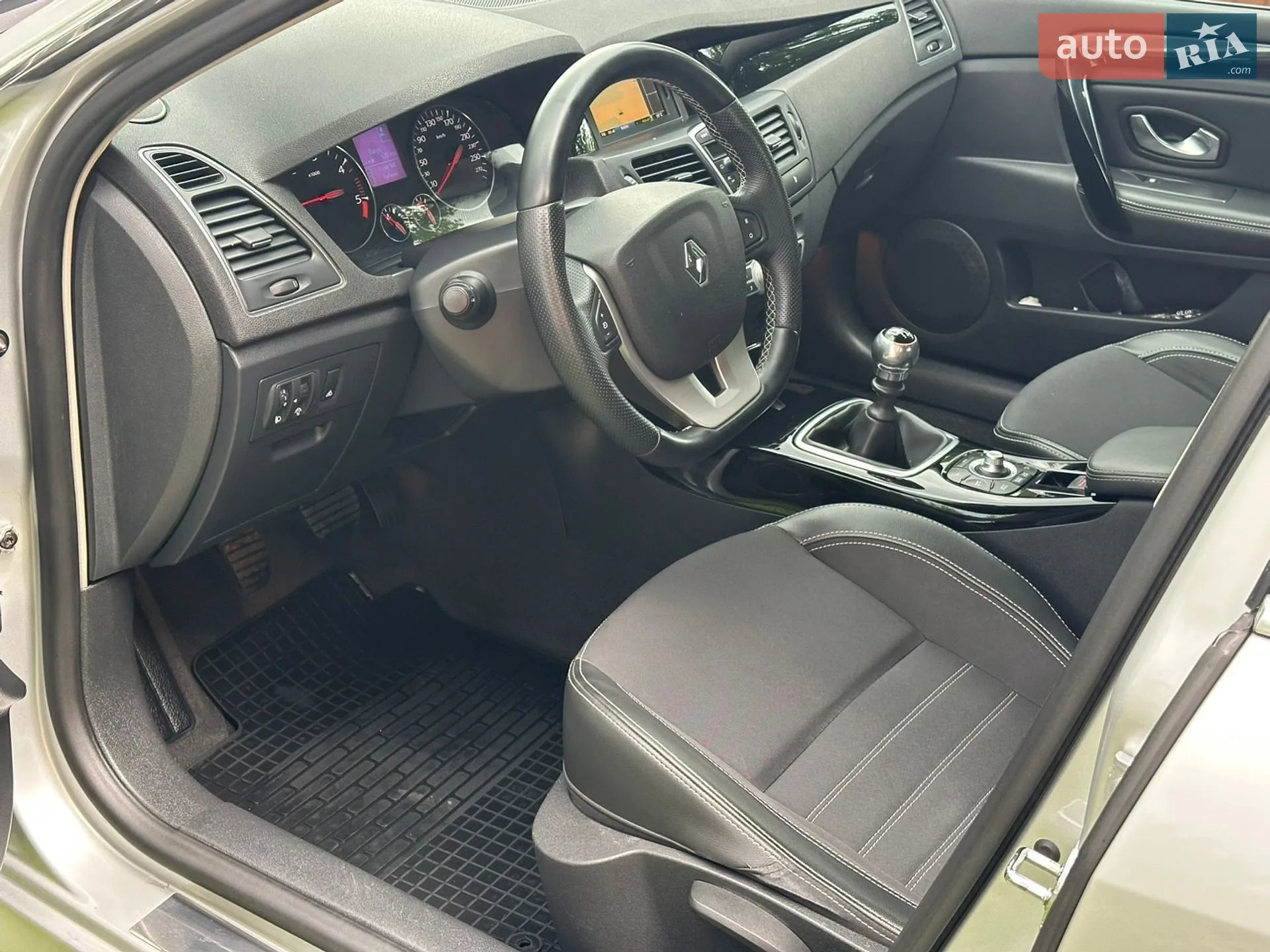2011 Renault Laguna - мініатюра 41