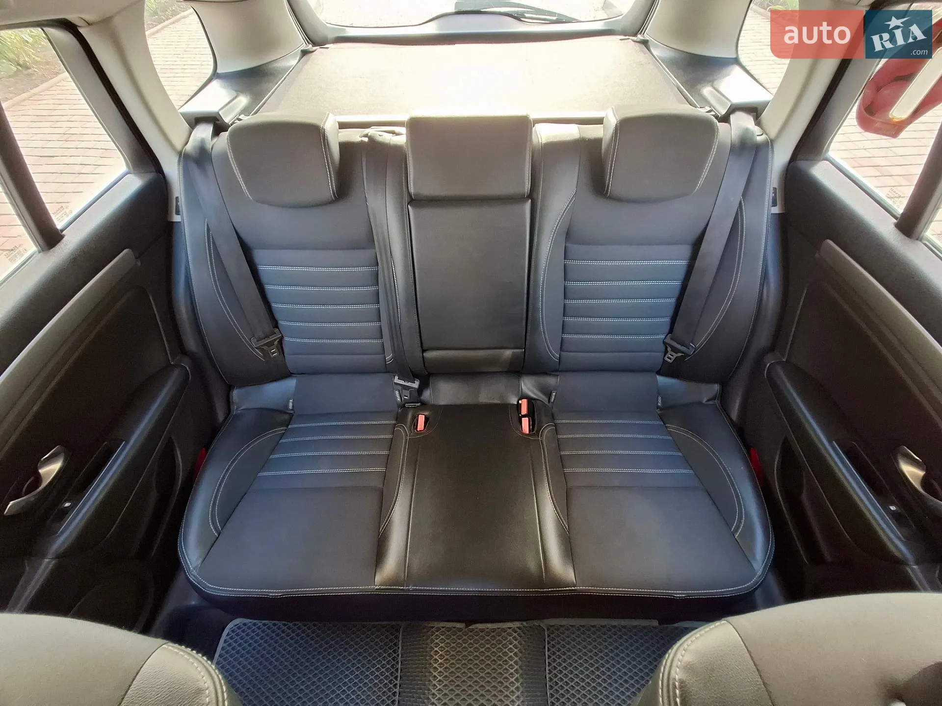2011 Renault Laguna - мініатюра 15