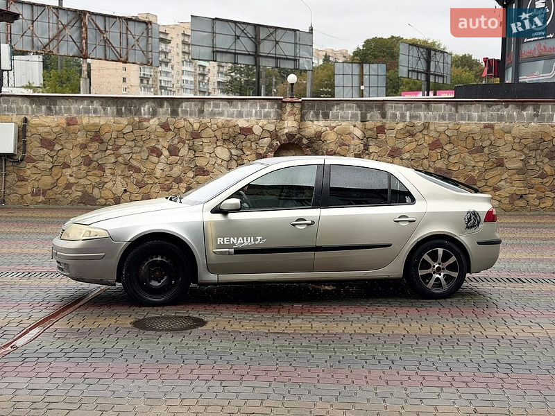 Лифтбек Renault Laguna 2001 в Тернополе