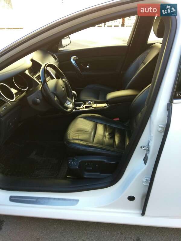 Renault Latitude 2014