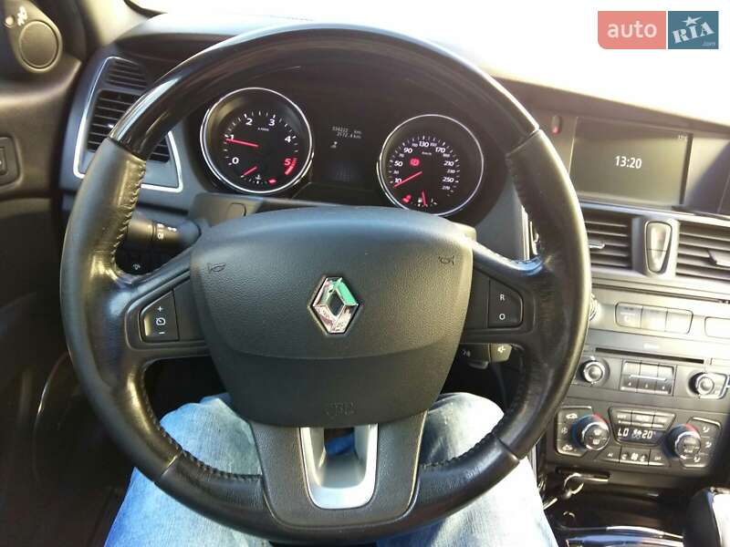 Седан Renault Latitude 2014 в Ровно