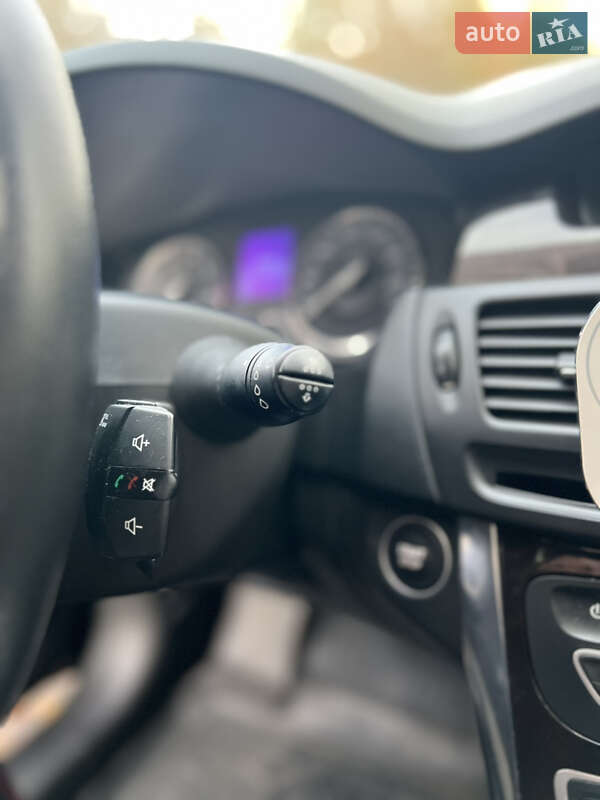 Седан Renault Latitude 2012 в Луцке