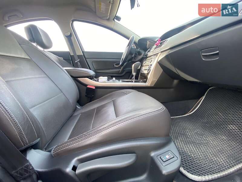 Седан Renault Latitude 2015 в Житомире