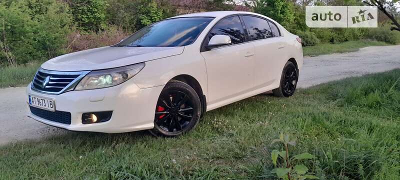 Седан Renault Latitude 2012 в Богородчанах