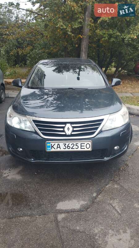 Седан Renault Latitude 2011 в Киеве