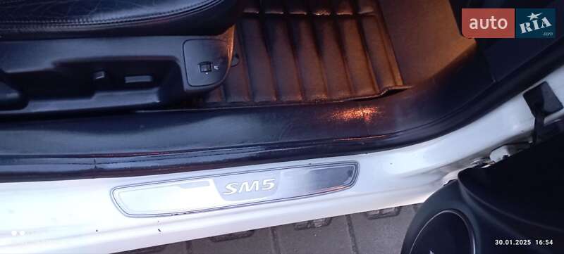 Седан Renault Latitude 2010 в Вишневом