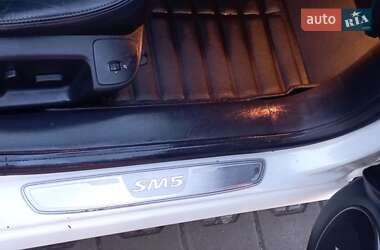 Седан Renault Latitude 2010 в 
