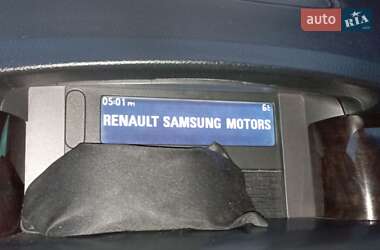 Седан Renault Latitude 2010 в 