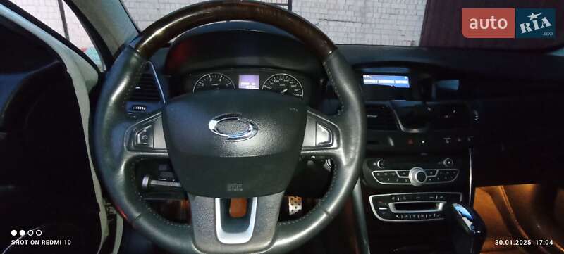 Седан Renault Latitude 2010 в Вишневом