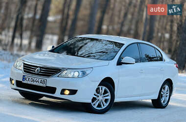 Седан Renault Latitude 2011 в Харкові