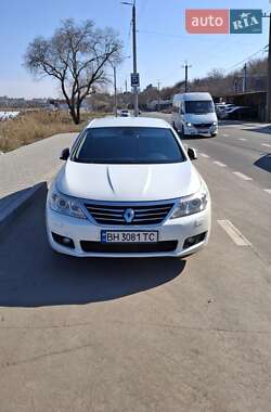 Седан Renault Latitude 2013 в Миколаєві