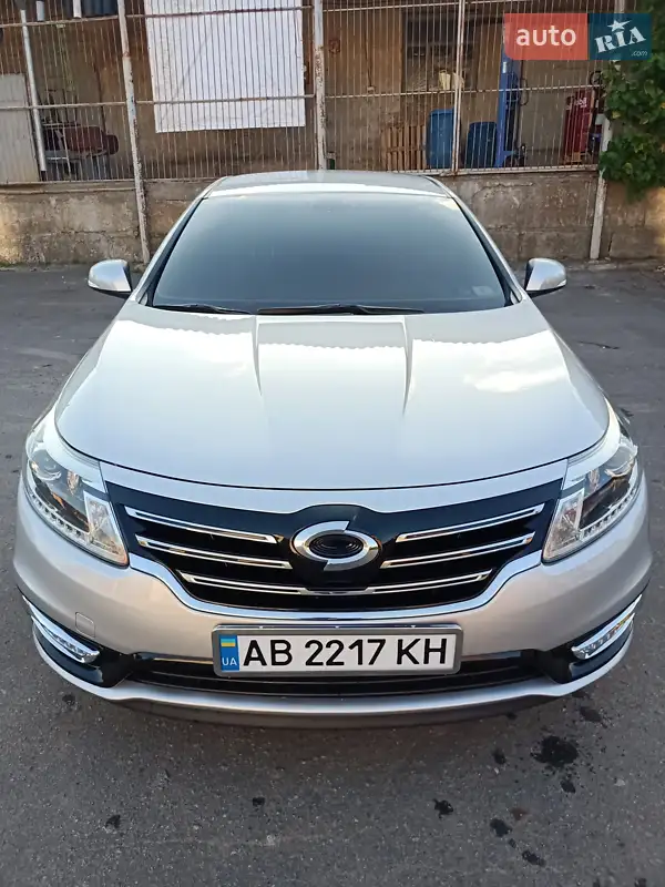Renault Latitude 2015