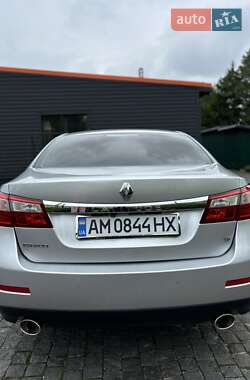 Седан Renault Latitude 2010 в 