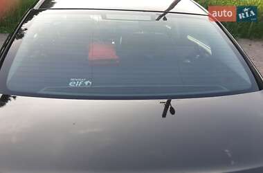 Седан Renault Latitude 2011 в 