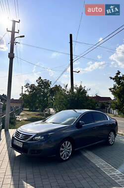 Седан Renault Latitude 2011 в 
