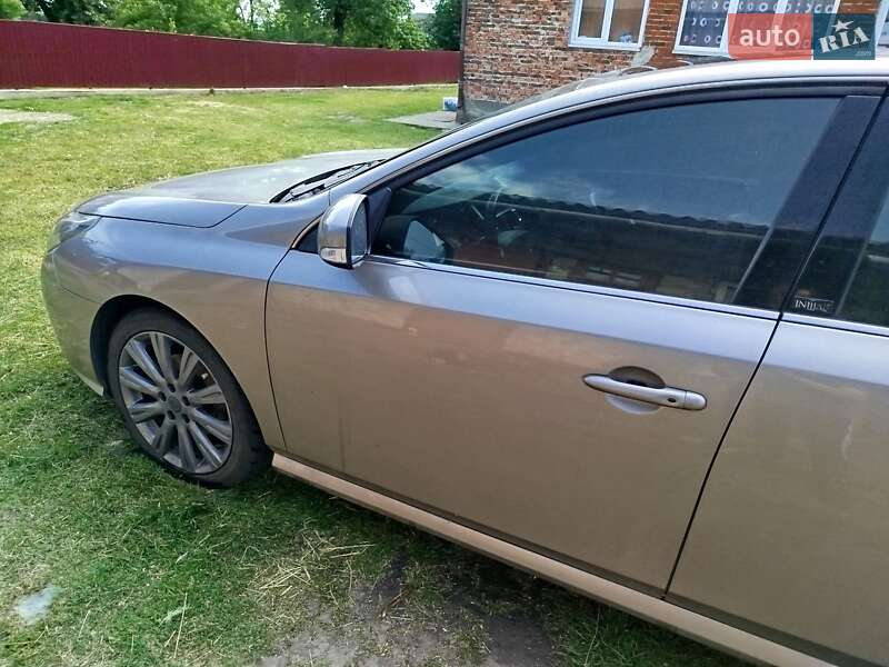 Седан Renault Latitude 2011 в Львове