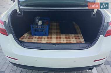 Седан Renault Latitude 2011 в 