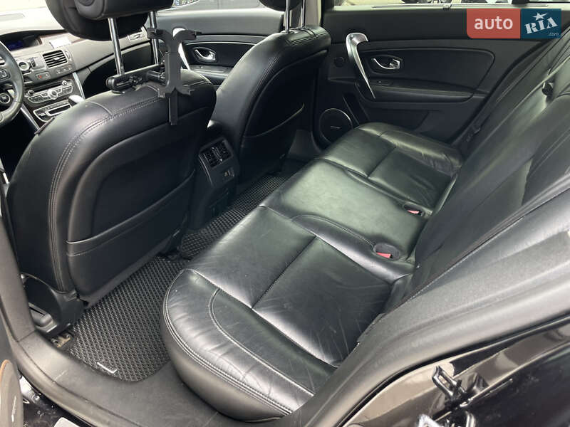 Седан Renault Latitude 2011 в Одессе