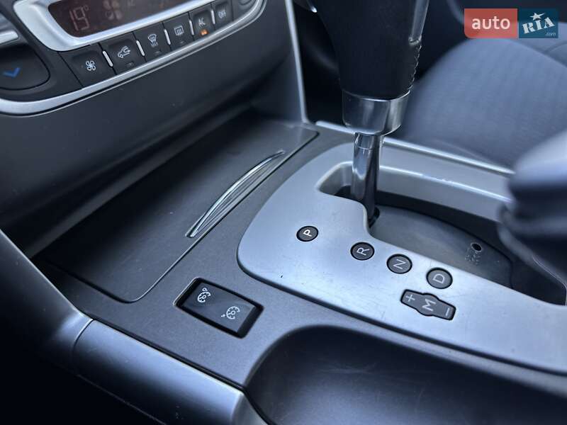 Седан Renault Latitude 2011 в Киеве