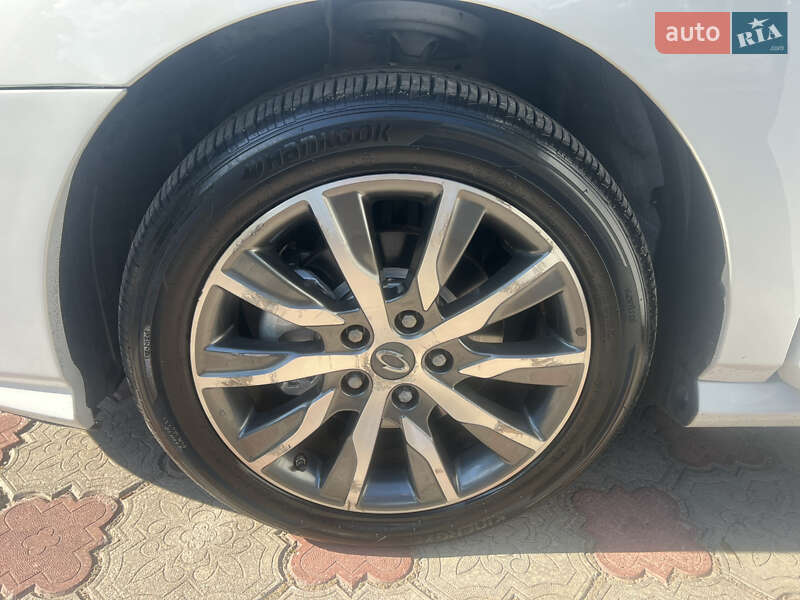 Седан Renault Latitude 2018 в Житомире