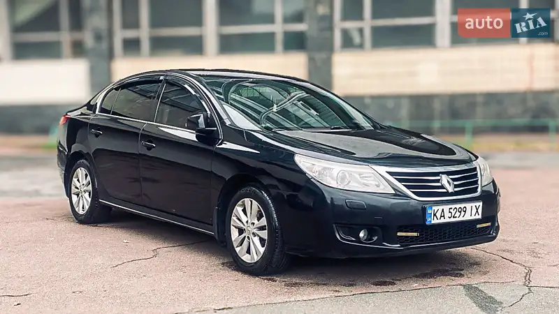 Renault Latitude 2011