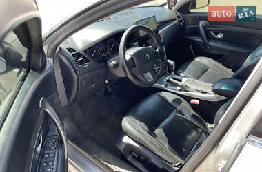 Седан Renault Latitude 2010 в 