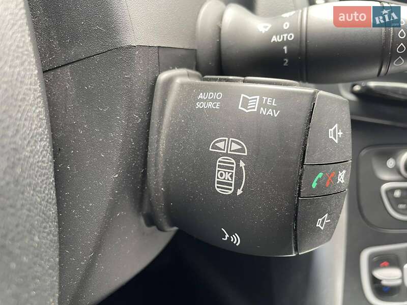 Седан Renault Latitude 2011 в Харькове