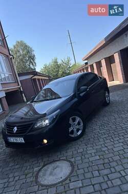 Седан Renault Latitude 2011 в 