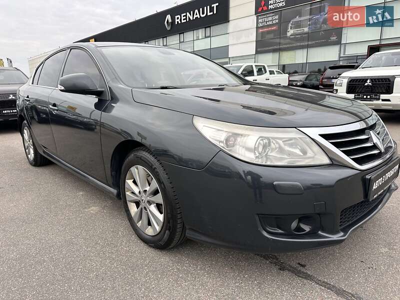 Седан Renault Latitude 2012 в Києві