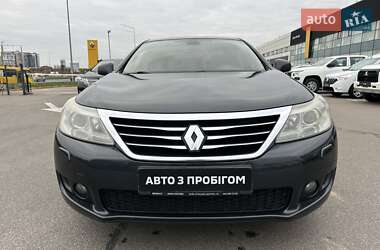 Седан Renault Latitude 2012 в 