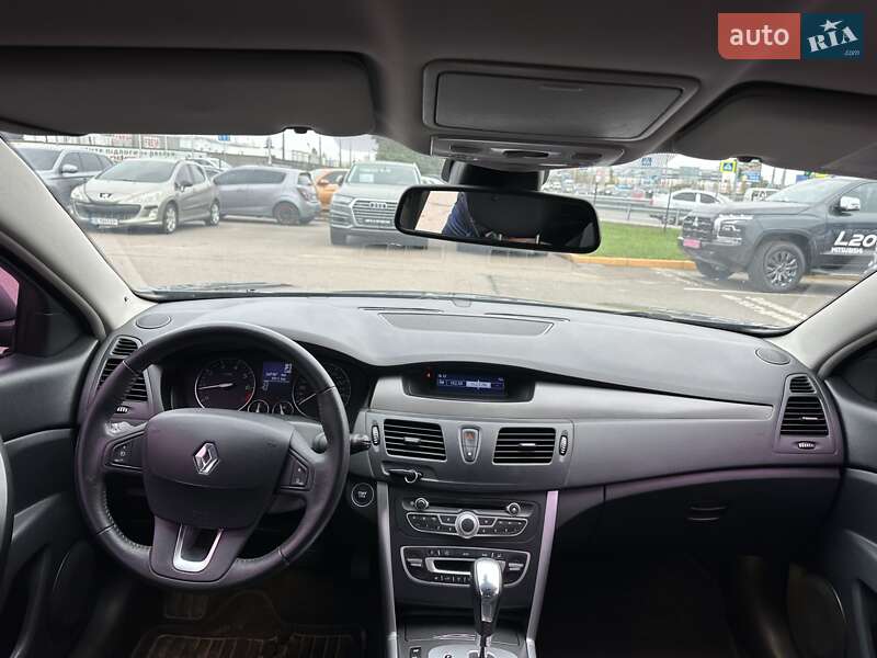 Седан Renault Latitude 2012 в Києві