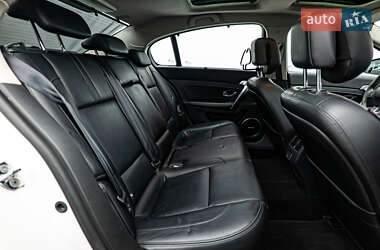 Седан Renault Latitude 2012 в 